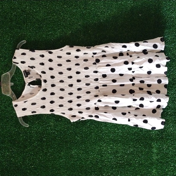 Torrid Tiered Tank Top White Black - Picture 2 of 3